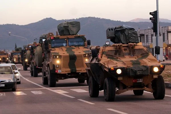 Suriye sınırına asker sevkiyatı