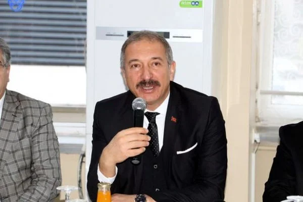 'Vatandaş polise değil dolandırıcıya inanıyor'