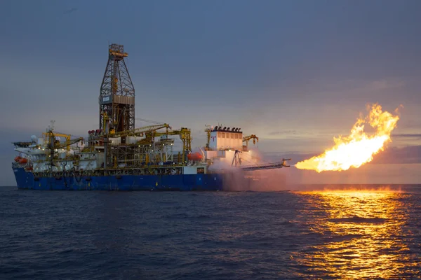 Venezuela Exxon Mobıle gemileri nedeniyle Guyana'ya başvurdu
