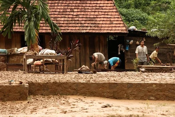 Vietnam'da sel felaketi: 5 ölü, 4 kayıp