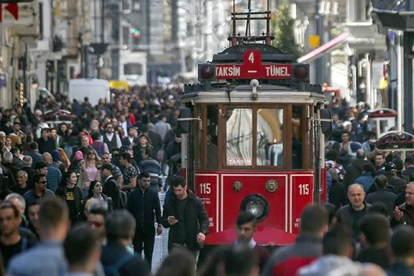 Yabancılara 12 milyar dolarlık mülk satışı hedefleniyor