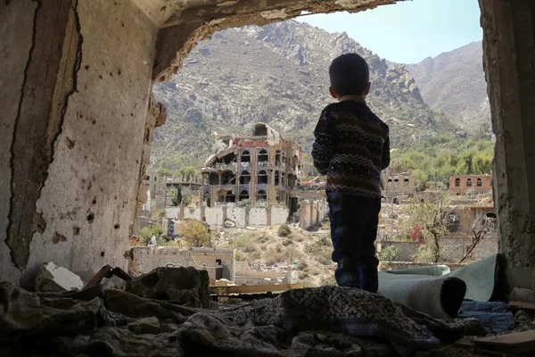 Yemen: İsyancılar BM uçaklarını engellemekle tehdit etti