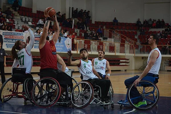 YOSK: 45 - Galatasaray: 91