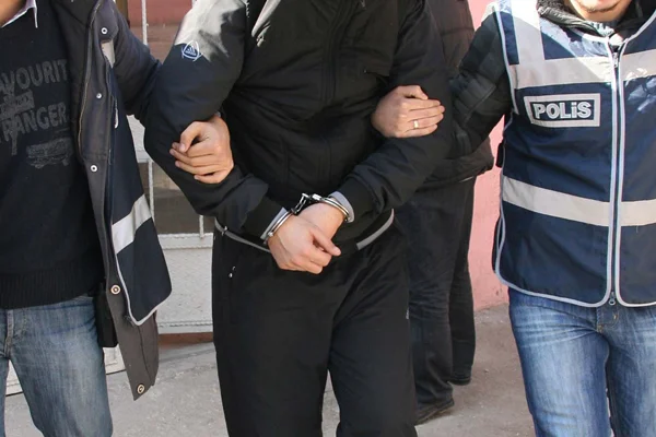 46 ilde FETÖ operasyonu: 100'den fazla asker hakkında gözaltı kararı