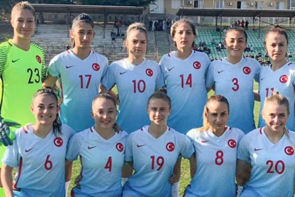 A Milli Kadın Futbol Takımı'nın aday kadrosu açıklandı