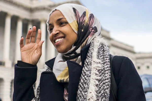 ABD'nin ilk Müslüman kadın vekili Ilhan Omar kimdir?
