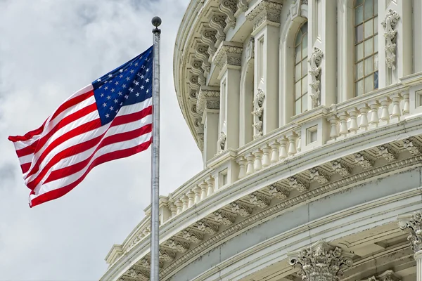 Amerika'da ilk defa bir Türk belediye başkanı seçildi