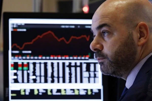 Apple bir açıklamayla 70 milyar dolar birden kaybetti!