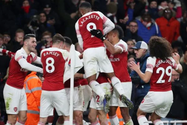 Arsenal - Chelsea: 2-0