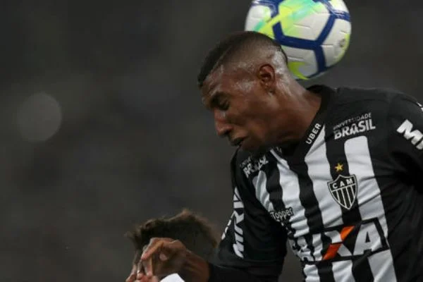 Barcelona, Emerson'u transfer etti