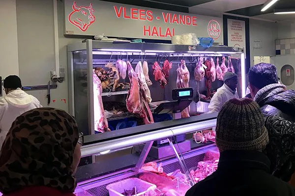 Belçika'da helal kesim yasağına tepki büyüyor