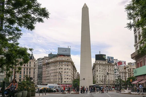 Buenos Aires'in simgesi: Obelisco