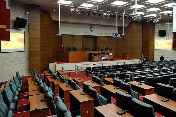 Bursa'daki FETÖ/PDY soruşturmasında 5 tutuklama