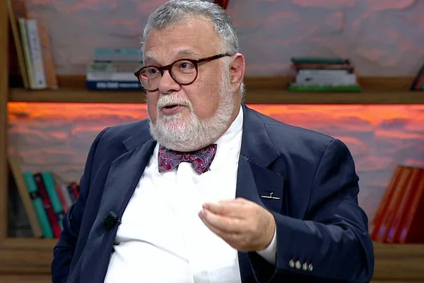 Celal Şengör: Mezara gömülmek aptalca