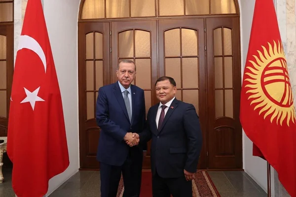 Cumabekov'dan Türkiye'ye çağrı