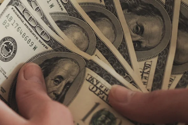 Dolar'da sert yükseliş