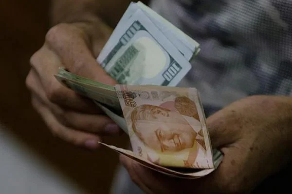 Dolar haftanın son gününde ne kadar?