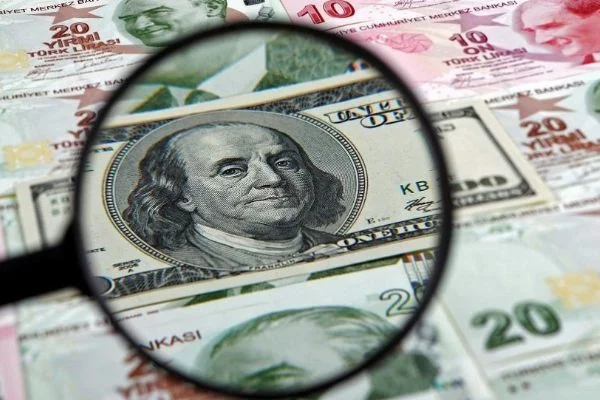 Dolarda yükseliş devam ediyor