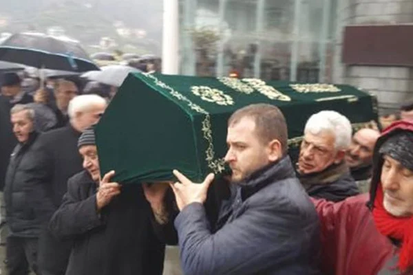 Erdoğan'ın dayısı toprağa verildi