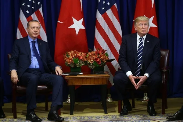 Erdoğan, Trump ile görüştü