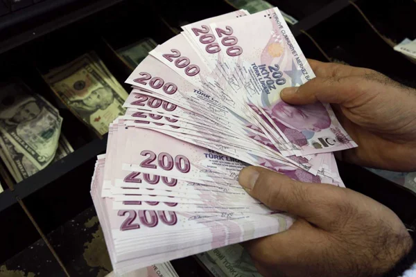 Esnaf ve sanatkarlara verilecek kredi desteği yürürlükte