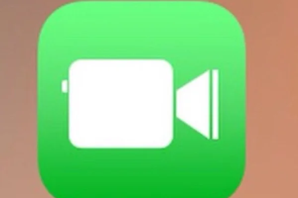 FaceTime'da hata bulundu, dinleniyor olabilirsiniz...