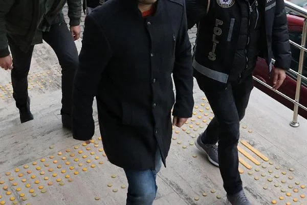 FETÖ'nün TSK'daki kripto yapılanması soruşturmasında 6 şüpheli adliyede