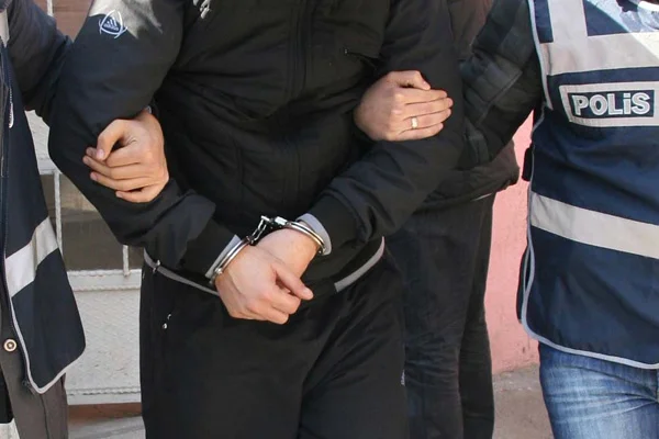 FETÖ'nün TSK'daki 'sivil imamlarına' gözaltı