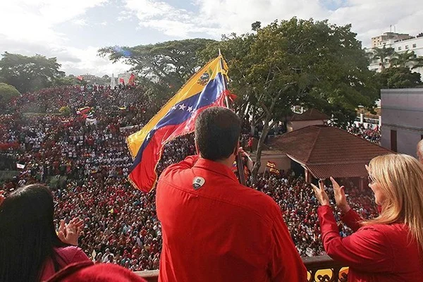 FHKC, ABD'nin Venezuela'nın içişlerine müdahalesini kınadı