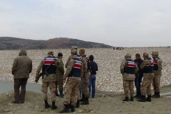 Gaziantep'te, Afrin Çayı'ya giren profesyonel dalgıç kayboldu