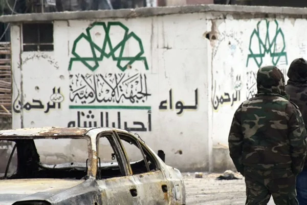 Hama'nın batı kırsalında Ahrar el Şam, HTŞ ile anlaşarak feshedildi