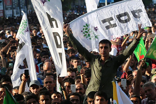 HDP 7 büyükşehirde aday göstermeyecek