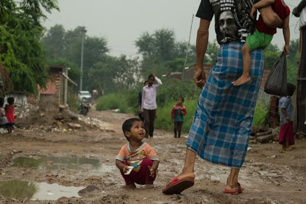 Hindistan'da Müslüman mültecilere yönelik yasa tasarısına karşı binlerce kişi ayaklandı