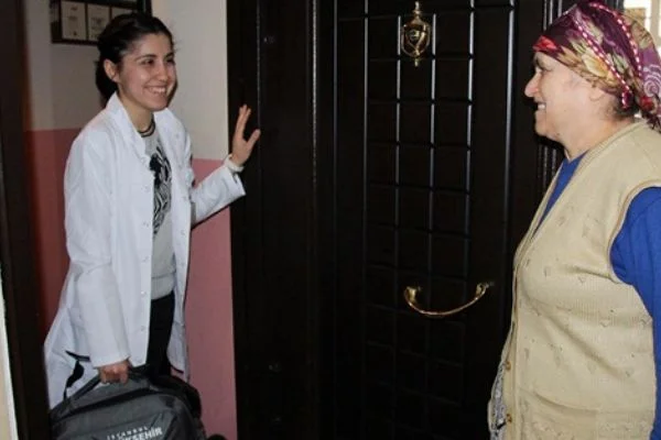 İBB Evde bakım çalışanlarına akademik destek