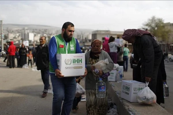 İHH, 2018'de Suriye'ye 2 bin 200 TIR'lık yardım yaptı