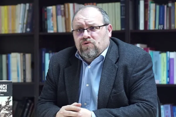 İlkin Başar Özal kimdir ?