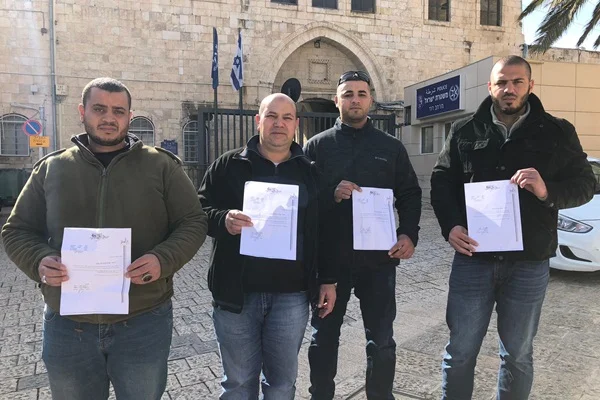 İsrail'den 5 Filistinliye Mescid-i Aksa'ya giriş yasağı