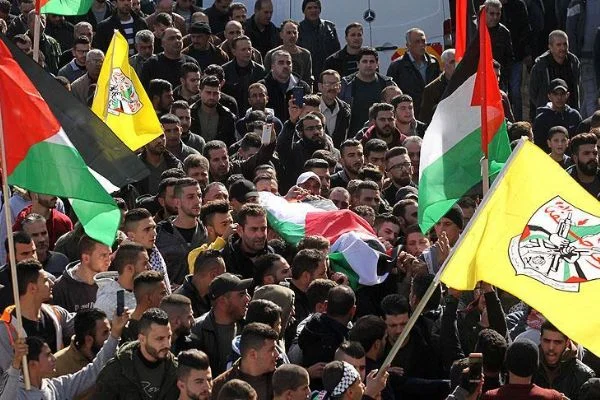 İsrail'in naaşını alıkoyduğu Filistinlinin cenazesi defnedildi