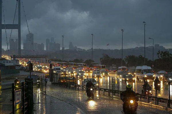 İstanbul trafikte en fazla zaman kaybedilen şehirler arasında