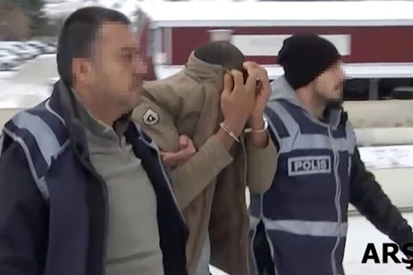 İstanbul ve Ankara'da eş zamanlı operasyon