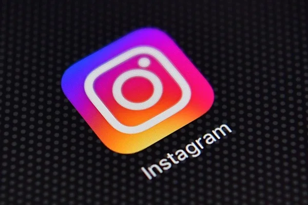 Komşu ülke, Instagram'ı yasakladı