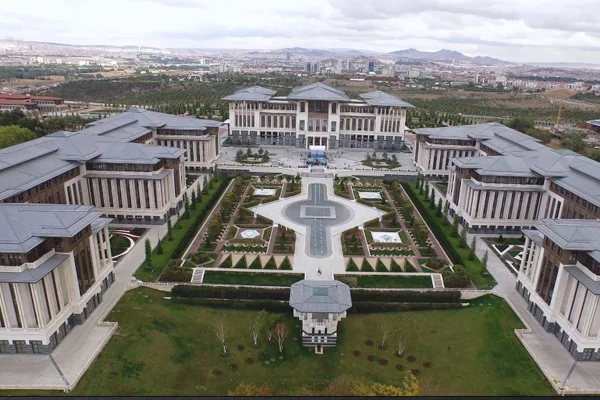 Külliye'de sıfır atık projesiyle 628 ağaç kesilmekten kurtarıldı