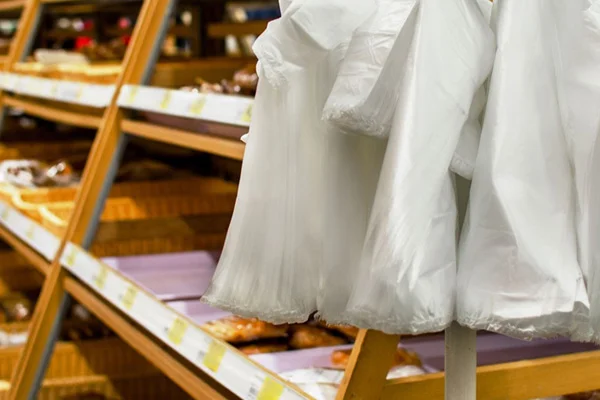 Marketlerde bez ve file zorunlu hale geliyor