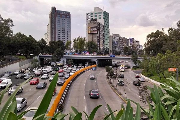 Meksika'da tüm yaşlılara maaş bağlanıyor