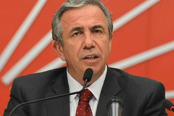 Melih Gökçek: Mansur Yavaş, FETÖ'cülere metrekaresi 17 kuruştan arazi sattı