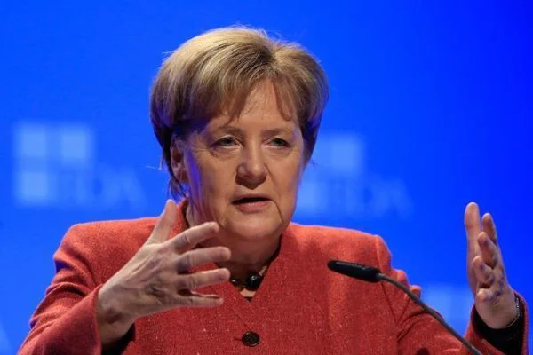 Merkel'den 'tarımda dijitalleşme' uyarısı