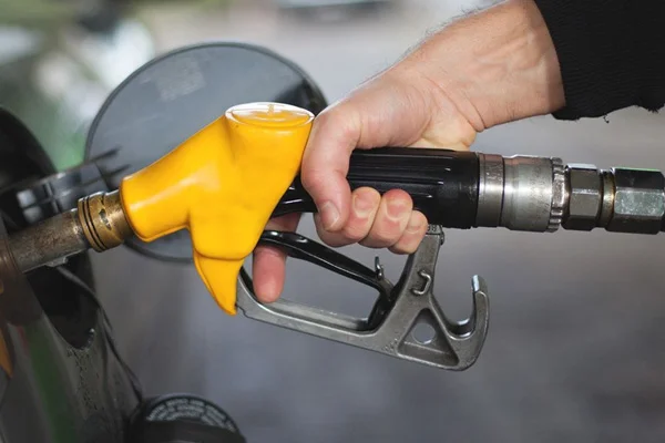 Motorin ve benzine zam: Yapılan zamlar pompaya yansıyacak