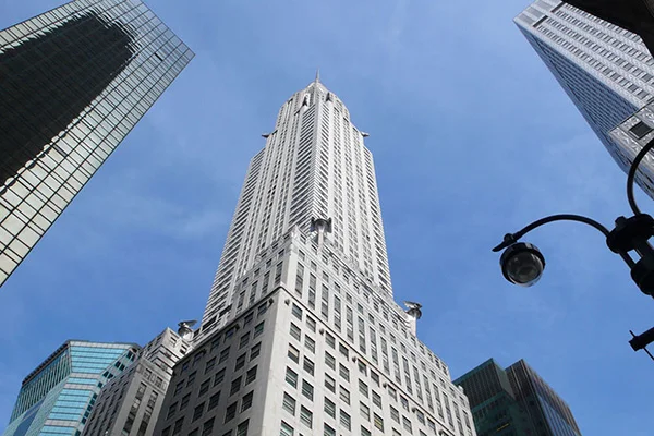 New York'un en ünlü gökdelenlerinden Chrysler binası satışa çıkarıldı