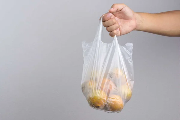 Poşet gitti, plastik çantaya ilgi arttı