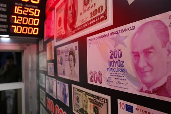 Sakın paylaşmayın! Hapis cezası alabilirsiniz